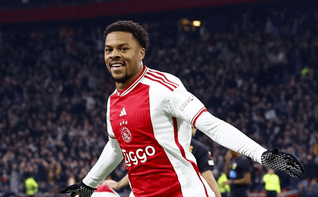 关于清晨阿贾克斯调整名单以备国王杯国际米兰围绕国王杯再遭质疑，网友：今晨曼城备战意大利杯的信息