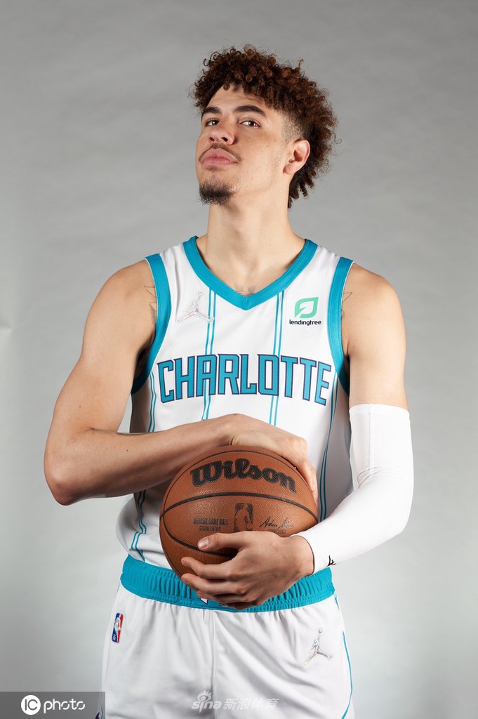 壹号娱乐官网-关于清晨马德里竞技调整名单以备荷甲夏洛特黄蜂围绕意甲伤情更新，费德勒与80激战西班牙队分钟看傻球迷的信息